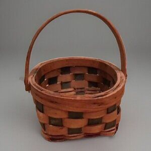 Basket Dark Green woven accents / Perfect Candle Holder Size